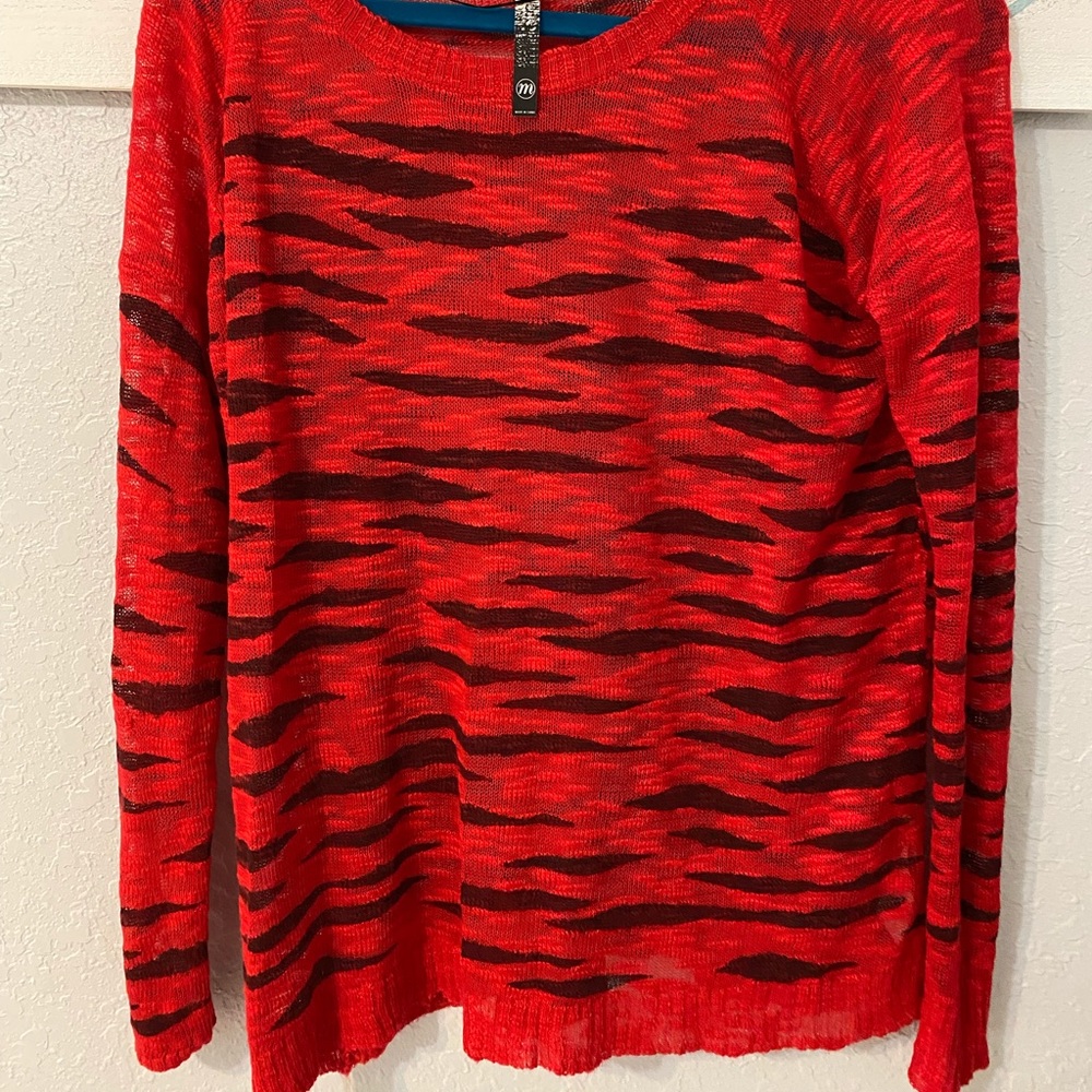 Kensie Red Black Lightweight Sweater